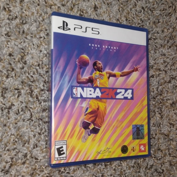 PS5 Sport 3 Game Bundle - NBA 2K24/The Show/ Madden 24 - Picture 4 of 4
